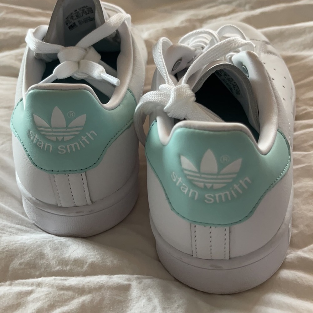 Stan Smith - image 3